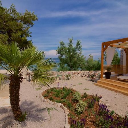 Mobile Homes Pine Tree Dobropoljana Bagian luar foto